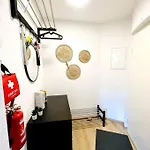 Heavenly Apartment: Netflix & Work Space Apartment