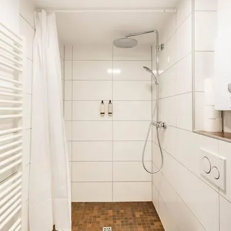 Heavenly Apartment: Netflix & Work Space Duisburg