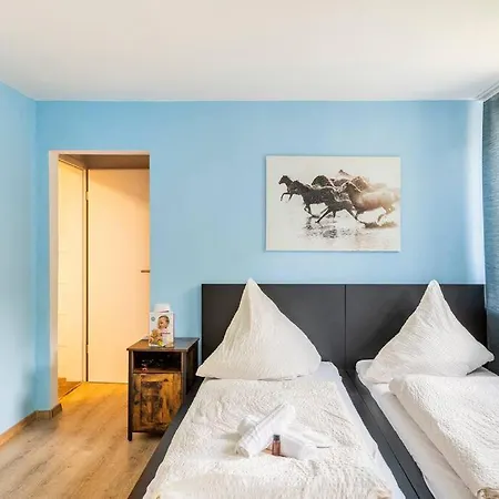 Heavenly Apartment: Netflix & Work Space * Duisburg