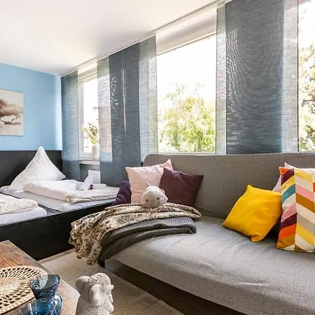 Heavenly Apartment: Netflix & Work Space Apartment *