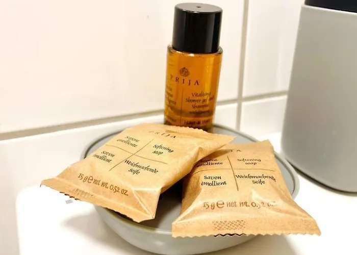 Апартаменты - Heavenly In The Heart Of - 2 Mins Hbf Station - Big Tv & Working Space & Netflix - Дуйсбург