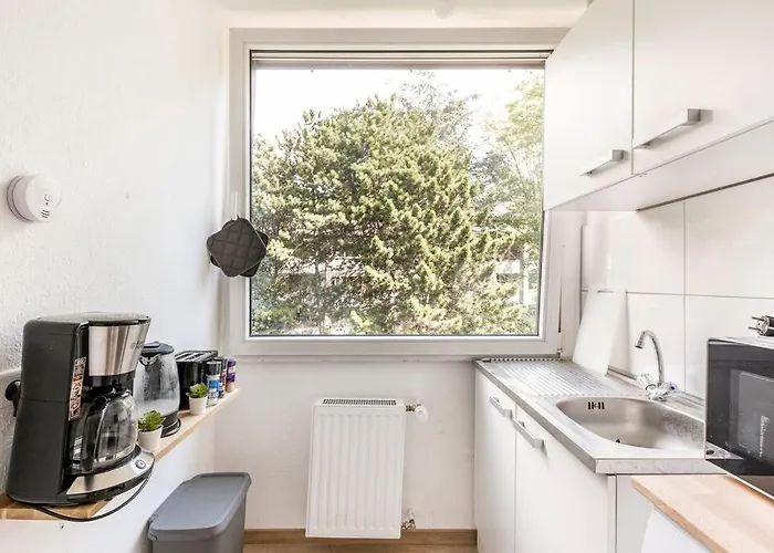 - Heavenly In The Heart Of - 2 Mins Hbf Station - Big Tv & Working Space & Netflix - Дуйсбург