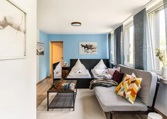 アパート - Heavenly In The Heart Of - 2 Mins Hbf Station - Big Tv & Working Space & Netflix -